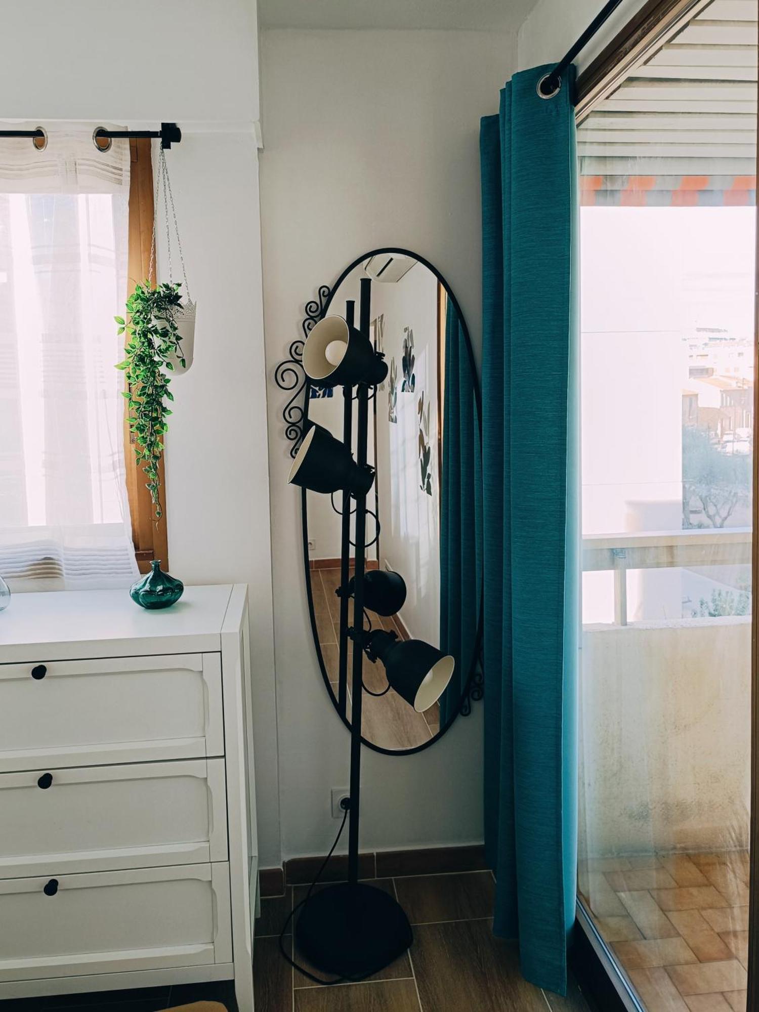 2 Pieces Climatise Avec Balcon Dans Le Vieil Antibes, Residence Avec Ascenseur Exterior foto